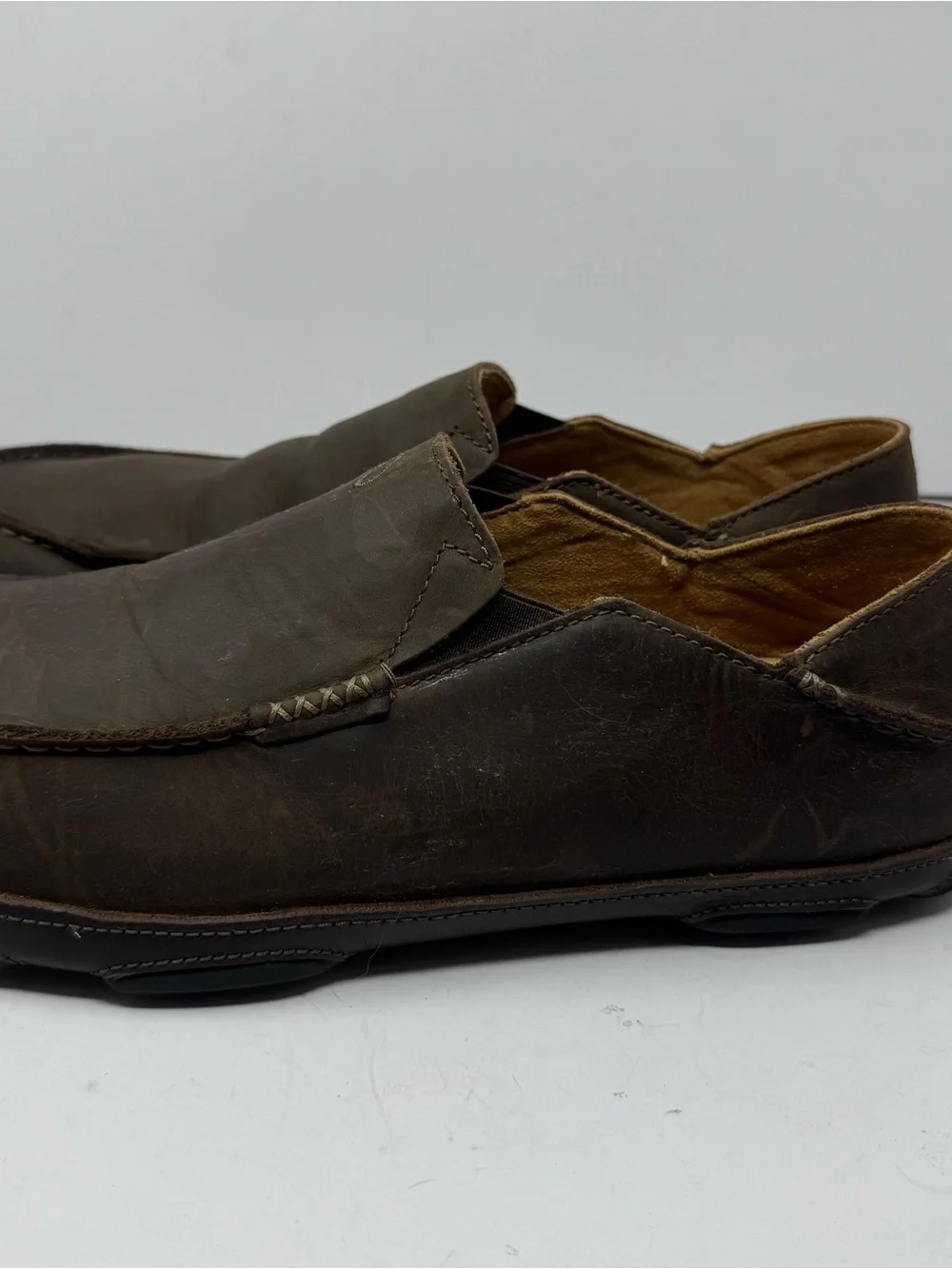 OluKai Moloa Brown Leather Slip On Loafers  Mens Size 13 Casual Shoes